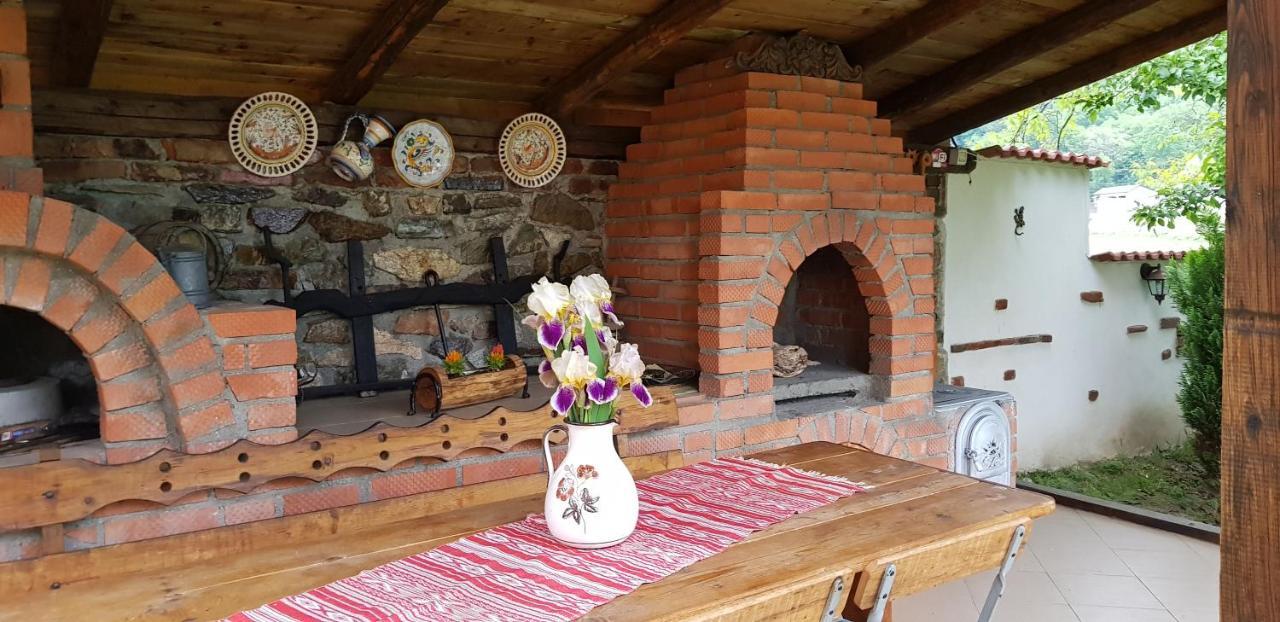 Pensiunea Miraj Polovragi Esterno foto